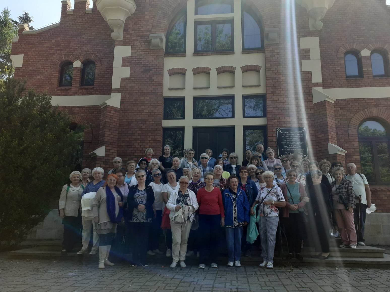 Domu Kultury w Tuchowie gościł sympatyczną grupę seniorów – członków Sekcji Emerytów i Rencistów ZNP w Krośnie